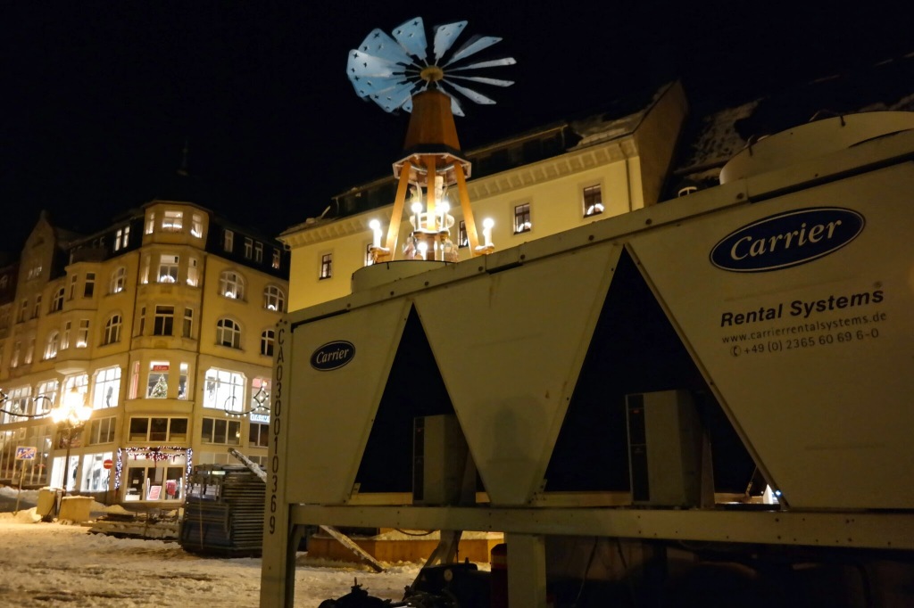 Aufbau Eisarena Markt Annaberg-Buchholz