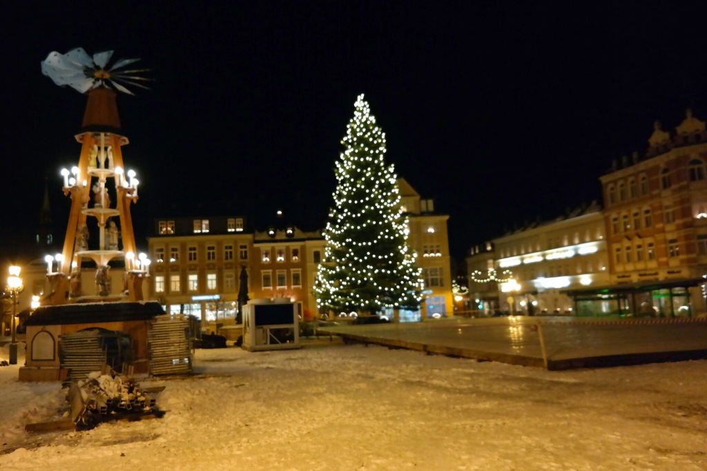 Aufbau Eisarena Markt Annaberg-Buchholz